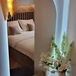 Ilaria, With A Royal Touch Apartament