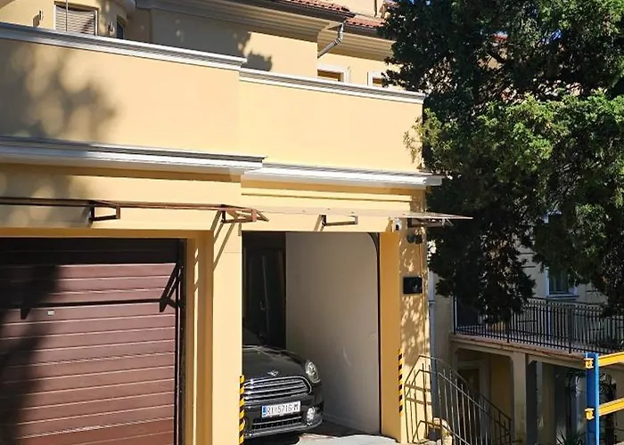 Daire Ilaria, With A Royal Touch Opatija