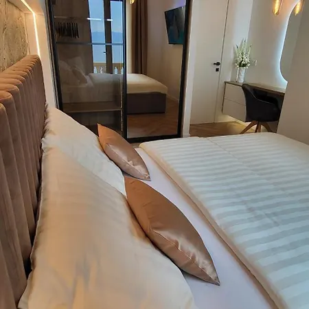 Ilaria, With A Royal Touch アパート *