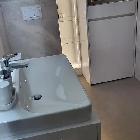 Ilaria, With A Royal Touch アパート オパティヤ