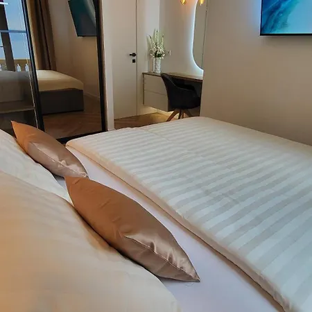 Ilaria, With A Royal Touch アパート オパティヤ